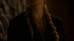 extant_GameOfThrones_4x05-FirstOfHisName_0156