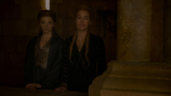 extant_GameOfThrones_4x05-FirstOfHisName_0243