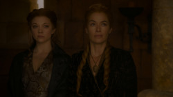 extant_GameOfThrones_4x05-FirstOfHisName_0393