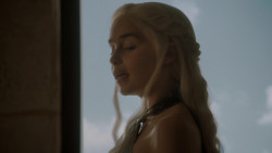 extant_GameOfThrones_4x05-FirstOfHisName_0563