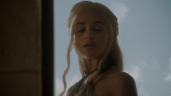 extant_GameOfThrones_4x05-FirstOfHisName_0564