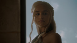 extant_GameOfThrones_4x05-FirstOfHisName_0565