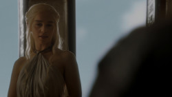 extant_GameOfThrones_4x05-FirstOfHisName_0569