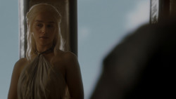 extant_GameOfThrones_4x05-FirstOfHisName_0573