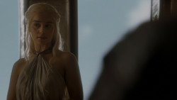 extant_GameOfThrones_4x05-FirstOfHisName_0579