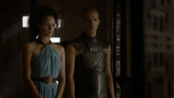 extant_GameOfThrones_4x05-FirstOfHisName_0670