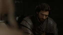 extant_GameOfThrones_4x05-FirstOfHisName_0673