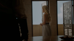 extant_GameOfThrones_4x05-FirstOfHisName_0682