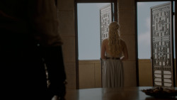 extant_GameOfThrones_4x05-FirstOfHisName_0688