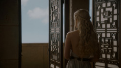 extant_GameOfThrones_4x05-FirstOfHisName_0738