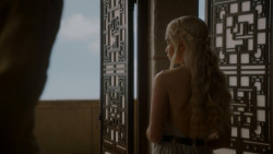 extant_GameOfThrones_4x05-FirstOfHisName_0740