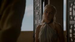 extant_GameOfThrones_4x05-FirstOfHisName_0749