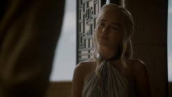 extant_GameOfThrones_4x05-FirstOfHisName_0775