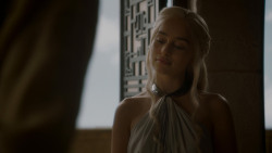 extant_GameOfThrones_4x05-FirstOfHisName_0777