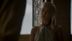 extant_GameOfThrones_4x05-FirstOfHisName_0784