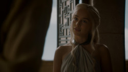 extant_GameOfThrones_4x05-FirstOfHisName_0793