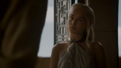 extant_GameOfThrones_4x05-FirstOfHisName_0794