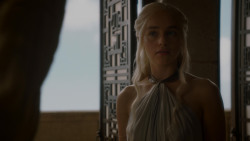 extant_GameOfThrones_4x05-FirstOfHisName_0868