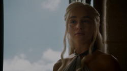 extant_GameOfThrones_4x05-FirstOfHisName_0895