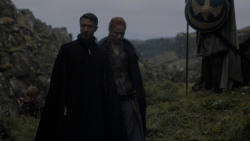 extant_GameOfThrones_4x05-FirstOfHisName_0976