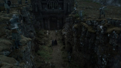 extant_GameOfThrones_4x05-FirstOfHisName_1072