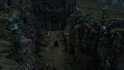 extant_GameOfThrones_4x05-FirstOfHisName_1076