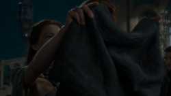 extant_GameOfThrones_4x05-FirstOfHisName_1260