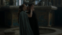 extant_GameOfThrones_4x05-FirstOfHisName_1437