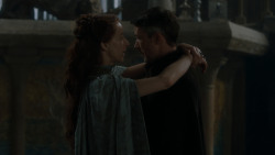 extant_GameOfThrones_4x05-FirstOfHisName_1457