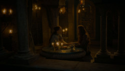 extant_GameOfThrones_4x05-FirstOfHisName_2400