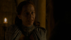 extant_GameOfThrones_4x05-FirstOfHisName_2418