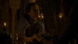 extant_GameOfThrones_4x05-FirstOfHisName_2470