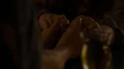 extant_GameOfThrones_4x05-FirstOfHisName_2548