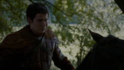extant_GameOfThrones_4x05-FirstOfHisName_2672