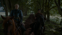 extant_GameOfThrones_4x05-FirstOfHisName_2676