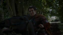 extant_GameOfThrones_4x05-FirstOfHisName_2681