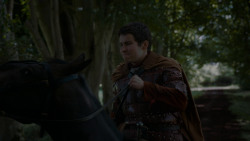 extant_GameOfThrones_4x05-FirstOfHisName_2682