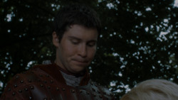 extant_GameOfThrones_4x05-FirstOfHisName_3560