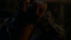 extant_GameOfThrones_4x05-FirstOfHisName_4260