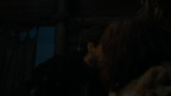 extant_GameOfThrones_4x05-FirstOfHisName_4572