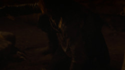 extant_GameOfThrones_4x05-FirstOfHisName_5029