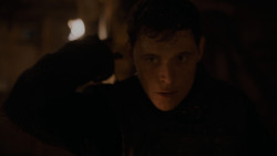 extant_GameOfThrones_4x05-FirstOfHisName_5059