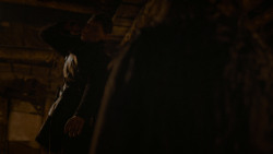 extant_GameOfThrones_4x05-FirstOfHisName_5064
