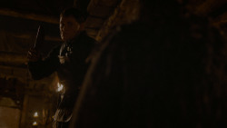 extant_GameOfThrones_4x05-FirstOfHisName_5068