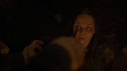 extant_GameOfThrones_4x05-FirstOfHisName_5071