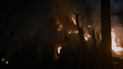 extant_GameOfThrones_4x05-FirstOfHisName_5424