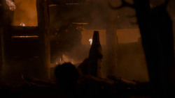 extant_GameOfThrones_4x05-FirstOfHisName_5437