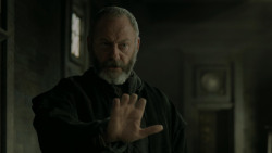 extant_GameOfThrones_4x06-TheLawsOfGodsAndMen_0533