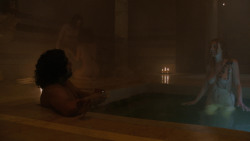 extant_GameOfThrones_4x06-TheLawsOfGodsAndMen_0657