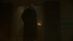 extant_GameOfThrones_4x06-TheLawsOfGodsAndMen_0710